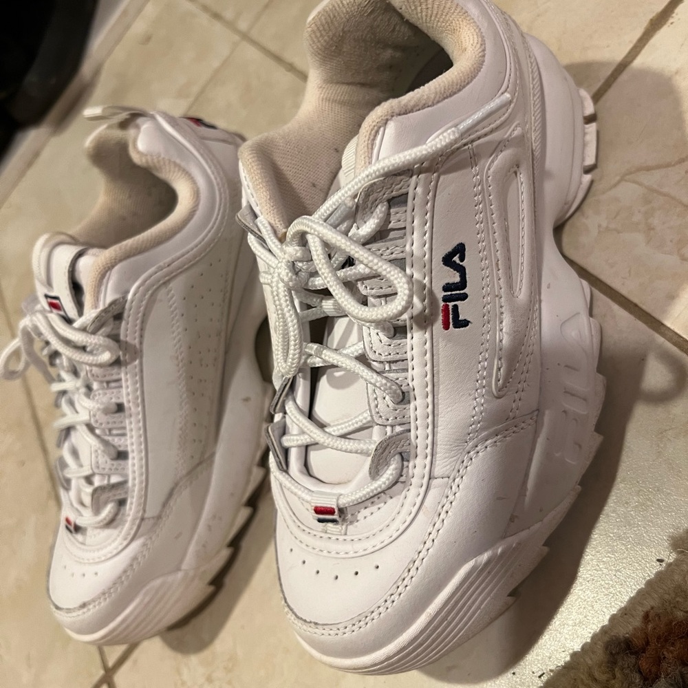 FILA WOMENS DISRUPTER SNEAKER